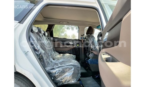 Sayi Imported Hyundai Santa Fe White Mota in Import - Dubai a Ashanti Sayi Imported Hyundai Santa Fe White Mota in Import - Dubai a Ashanti