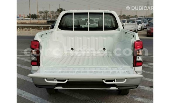 Buy Import Mitsubishi L200 White Car in Import - Dubai in Ashanti Buy Import Mitsubishi L200 White Car in Import - Dubai in Ashanti