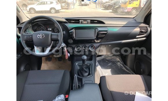 Ra Imported Toyota Hilux funfun Ọkọ̀ in Import - Dubai ni Ashanti Ra Imported Toyota Hilux funfun Ọkọ̀ in Import - Dubai ni Ashanti