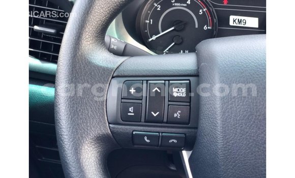 Ra Imported Toyota Hilux funfun Ọkọ̀ in Import - Dubai ni Ashanti Ra Imported Toyota Hilux funfun Ọkọ̀ in Import - Dubai ni Ashanti