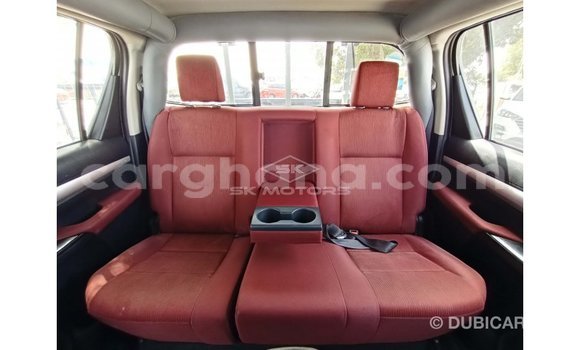 Buy Import Toyota Hilux White Car in Import - Dubai in Ashanti Buy Import Toyota Hilux White Car in Import - Dubai in Ashanti