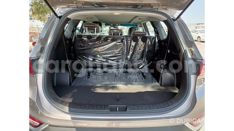 Big with watermark hyundai santa fe ashanti import dubai 25832