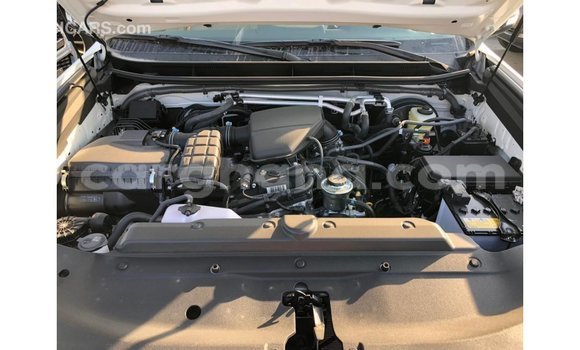 Sayi Imported Toyota Prado White Mota in Import - Dubai a Ashanti Sayi Imported Toyota Prado White Mota in Import - Dubai a Ashanti
