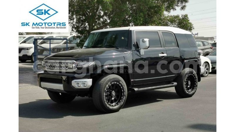 Big with watermark toyota fj cruiser ashanti import dubai 25852