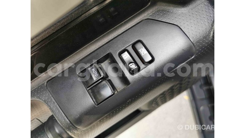 Big with watermark toyota fj cruiser ashanti import dubai 25852