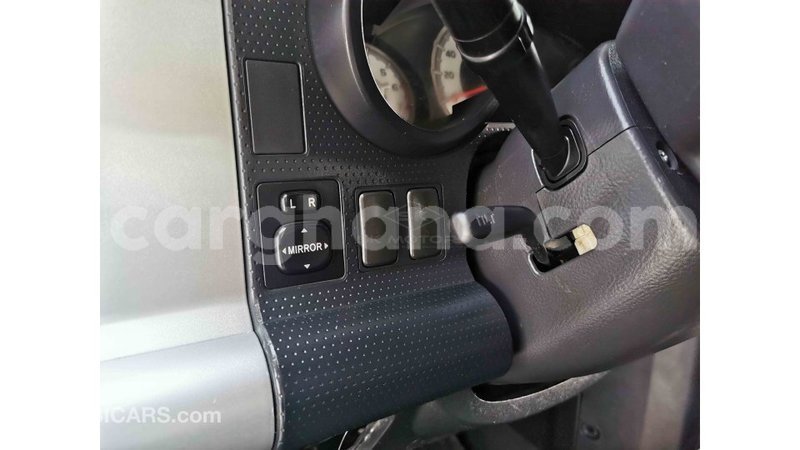 Big with watermark toyota fj cruiser ashanti import dubai 25852