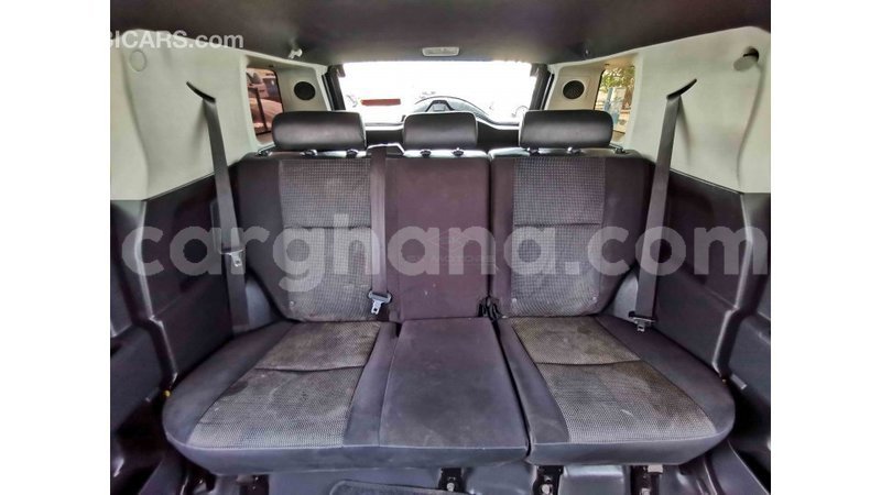 Big with watermark toyota fj cruiser ashanti import dubai 25852