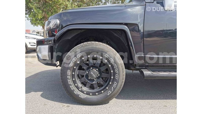 Big with watermark toyota fj cruiser ashanti import dubai 25852