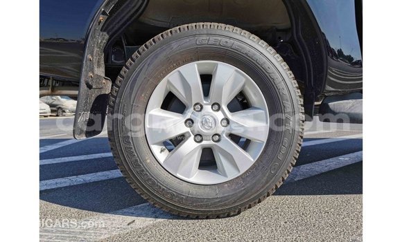 Ra Imported Toyota Hilux Black Ọkọ̀ in Import - Dubai ni Ashanti Ra Imported Toyota Hilux Black Ọkọ̀ in Import - Dubai ni Ashanti