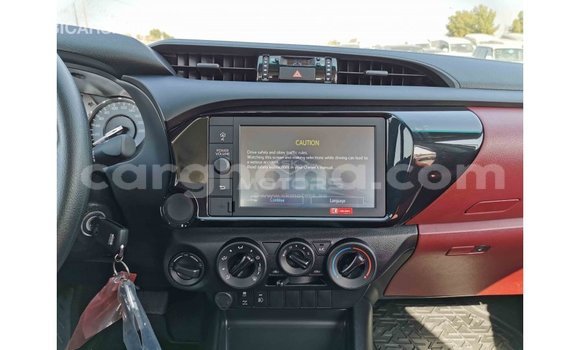 Ra Imported Toyota Hilux funfun Ọkọ̀ in Import - Dubai ni Ashanti Ra Imported Toyota Hilux funfun Ọkọ̀ in Import - Dubai ni Ashanti