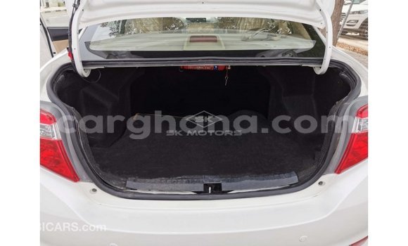 Sayi Imported Toyota Yaris White Mota in Import - Dubai a Ashanti Sayi Imported Toyota Yaris White Mota in Import - Dubai a Ashanti