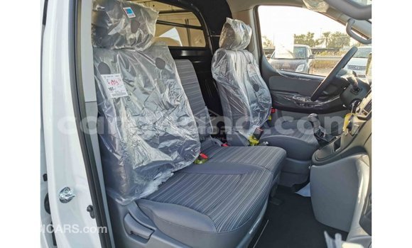 Ra Imported Hyundai Cargo funfun Ọkọ̀ in Import - Dubai ni Ashanti Ra Imported Hyundai Cargo funfun Ọkọ̀ in Import - Dubai ni Ashanti