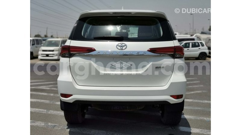 Big with watermark toyota fortuner ashanti import dubai 25897