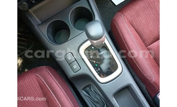 Ra Imported Toyota Hilux funfun Ọkọ̀ in Import - Dubai ni Ashanti Ra Imported Toyota Hilux funfun Ọkọ̀ in Import - Dubai ni Ashanti