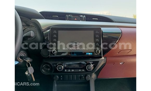 Ra Imported Toyota Hilux funfun Ọkọ̀ in Import - Dubai ni Ashanti Ra Imported Toyota Hilux funfun Ọkọ̀ in Import - Dubai ni Ashanti