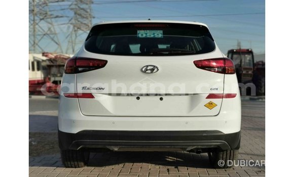 Sayi Imported Hyundai Tucson White Mota in Import - Dubai a Ashanti Sayi Imported Hyundai Tucson White Mota in Import - Dubai a Ashanti