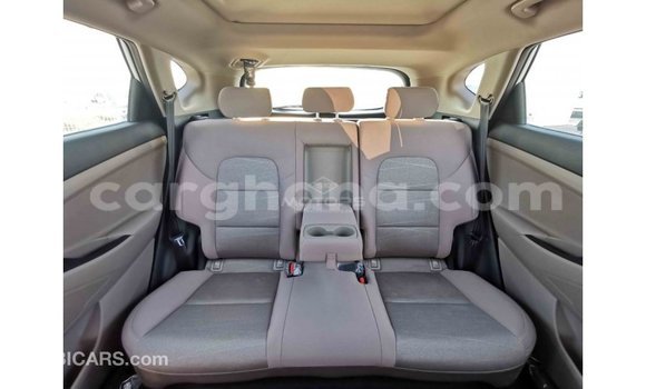 Sayi Imported Hyundai Tucson White Mota in Import - Dubai a Ashanti Sayi Imported Hyundai Tucson White Mota in Import - Dubai a Ashanti