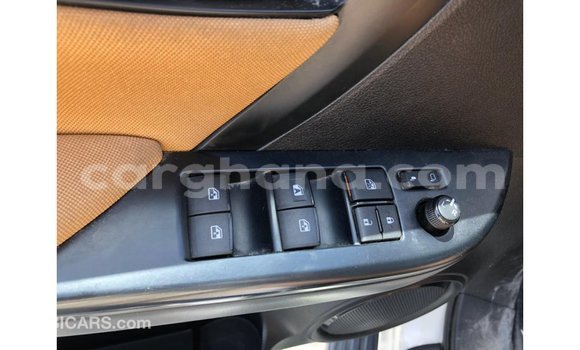 Buy Import Toyota Fortuner White Car in Import - Dubai in Ashanti Buy Import Toyota Fortuner White Car in Import - Dubai in Ashanti