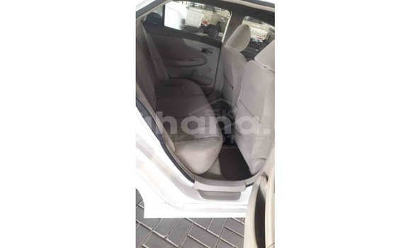 Buy Import Toyota Corolla White Car in Import - Dubai in Ashanti Buy Import Toyota Corolla White Car in Import - Dubai in Ashanti