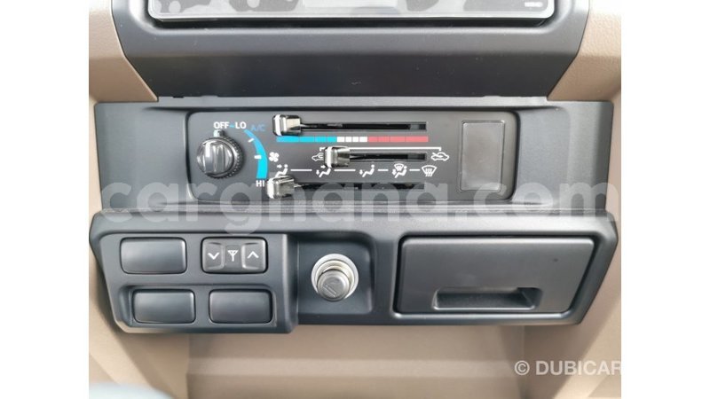 Big with watermark toyota land cruiser ashanti import dubai 25959