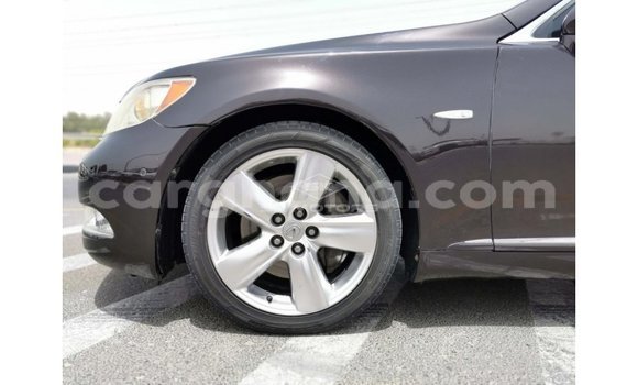 Sayi Imported Lexus LS Sauran Mota in Import - Dubai a Ashanti Sayi Imported Lexus LS Sauran Mota in Import - Dubai a Ashanti