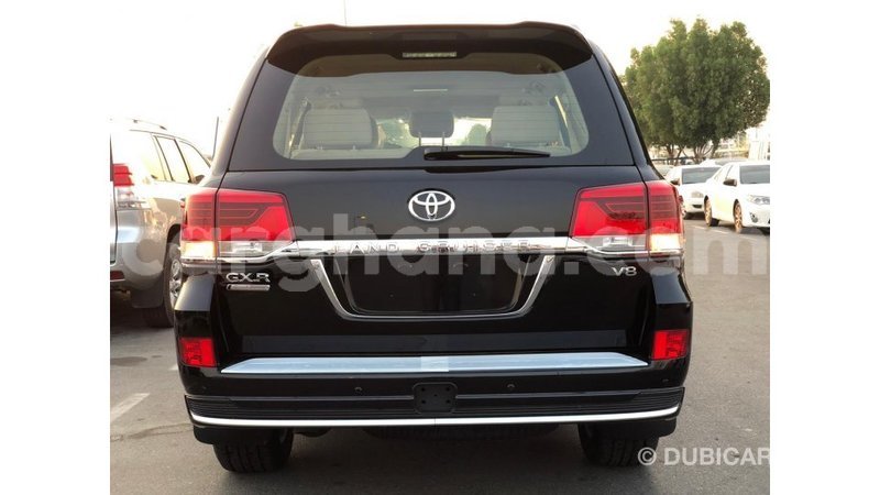 Big with watermark toyota land cruiser ashanti import dubai 25997