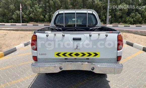 Ra Imported Mitsubishi L200 funfun Ọkọ̀ in Import - Dubai ni Ashanti Ra Imported Mitsubishi L200 funfun Ọkọ̀ in Import - Dubai ni Ashanti