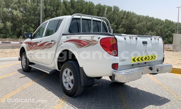 Ra Imported Mitsubishi L200 funfun Ọkọ̀ in Import - Dubai ni Ashanti Ra Imported Mitsubishi L200 funfun Ọkọ̀ in Import - Dubai ni Ashanti