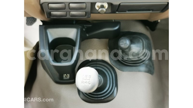 Big with watermark toyota land cruiser ashanti import dubai 26022