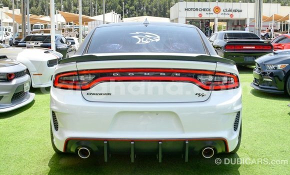 Ra Imported Dodge Charger funfun Ọkọ̀ in Import - Dubai ni Ashanti Ra Imported Dodge Charger funfun Ọkọ̀ in Import - Dubai ni Ashanti