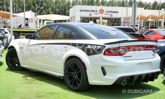Ra Imported Dodge Charger funfun Ọkọ̀ in Import - Dubai ni Ashanti Ra Imported Dodge Charger funfun Ọkọ̀ in Import - Dubai ni Ashanti
