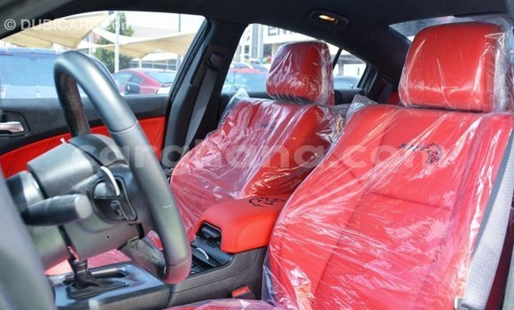 Ra Imported Dodge Charger funfun Ọkọ̀ in Import - Dubai ni Ashanti Ra Imported Dodge Charger funfun Ọkọ̀ in Import - Dubai ni Ashanti