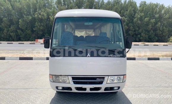 Ra Imported Mitsubishi Carisma funfun Ọkọ̀ in Import - Dubai ni Ashanti Ra Imported Mitsubishi Carisma funfun Ọkọ̀ in Import - Dubai ni Ashanti