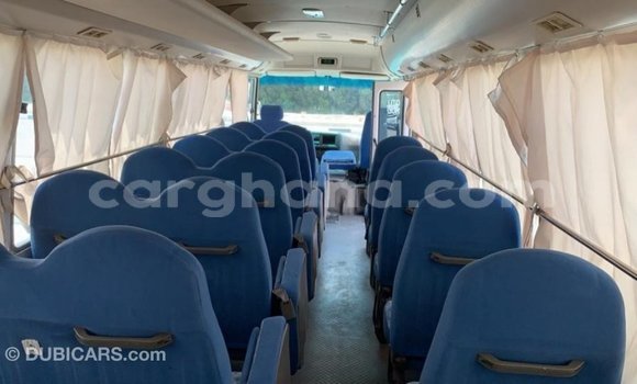 Ra Imported Mitsubishi Carisma funfun Ọkọ̀ in Import - Dubai ni Ashanti Ra Imported Mitsubishi Carisma funfun Ọkọ̀ in Import - Dubai ni Ashanti