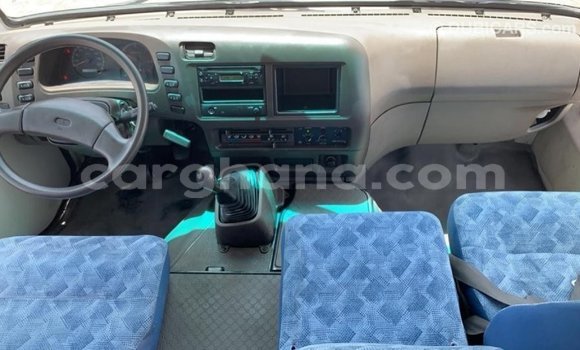 Ra Imported Mitsubishi Carisma funfun Ọkọ̀ in Import - Dubai ni Ashanti Ra Imported Mitsubishi Carisma funfun Ọkọ̀ in Import - Dubai ni Ashanti