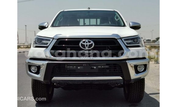 Ra Imported Toyota Hilux funfun Ọkọ̀ in Import - Dubai ni Ashanti Ra Imported Toyota Hilux funfun Ọkọ̀ in Import - Dubai ni Ashanti