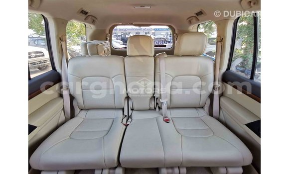 Sayi Imported Toyota Land Cruiser White Mota in Import - Dubai a Ashanti Sayi Imported Toyota Land Cruiser White Mota in Import - Dubai a Ashanti