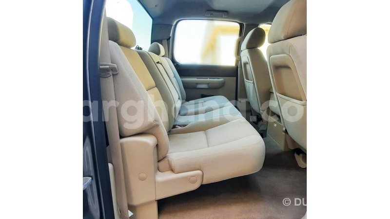 Big with watermark chevrolet silverado ashanti import dubai 26067