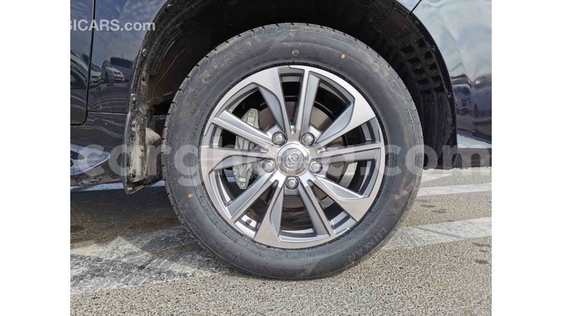 Big with watermark toyota land cruiser ashanti import dubai 26084