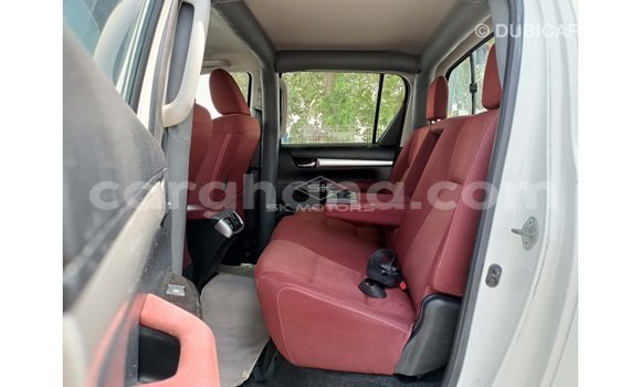 Buy Import Toyota Hilux White Car in Import - Dubai in Ashanti Buy Import Toyota Hilux White Car in Import - Dubai in Ashanti