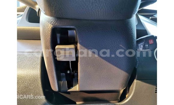 Buy Import Toyota Highlander Other Car in Import - Dubai in Ashanti Buy Import Toyota Highlander Other Car in Import - Dubai in Ashanti