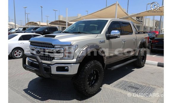 Sayi Imported Ford V8 M Mota in Import - Dubai a Ashanti Sayi Imported Ford V8 M Mota in Import - Dubai a Ashanti