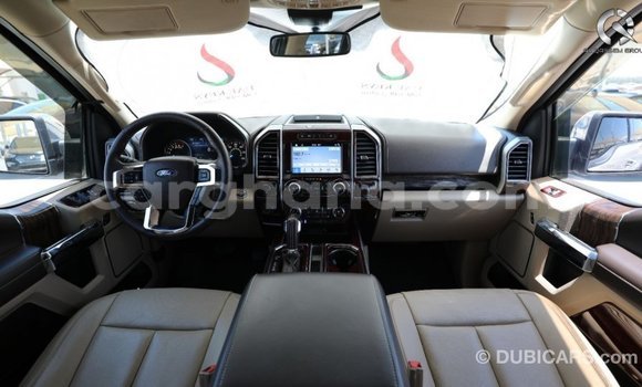 Sayi Imported Ford V8 M Mota in Import - Dubai a Ashanti Sayi Imported Ford V8 M Mota in Import - Dubai a Ashanti