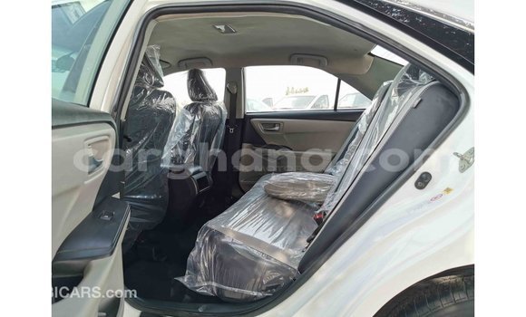 Buy Import Toyota Camry White Car in Import - Dubai in Ashanti Buy Import Toyota Camry White Car in Import - Dubai in Ashanti