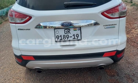 Buy Used Ford Escape White Car in Accra in Greater Accra Buy Used Ford Escape White Car in Accra in Greater Accra