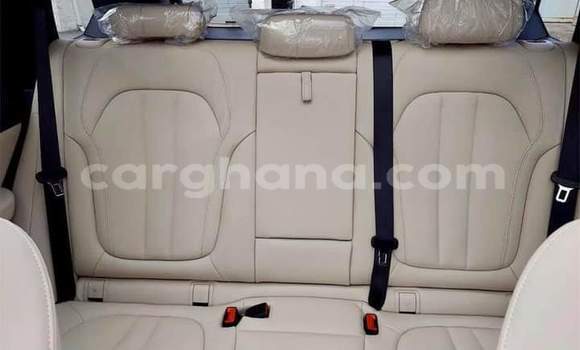 Ra Àlòkù BMW X5 M Black Ọkọ̀ in Sekondi ni Oorun Ra Àlòkù BMW X5 M Black Ọkọ̀ in Sekondi ni Oorun