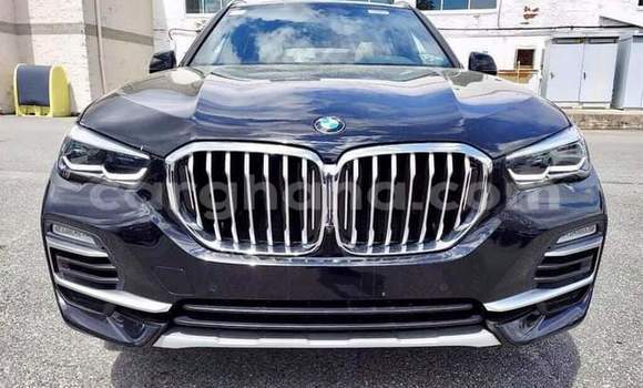 Ra Àlòkù BMW X5 M Black Ọkọ̀ in Sekondi ni Oorun Ra Àlòkù BMW X5 M Black Ọkọ̀ in Sekondi ni Oorun