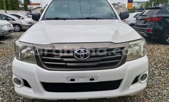 Buy Used Toyota Hilux White Car in Sekondi in Western Buy Used Toyota Hilux White Car in Sekondi in Western