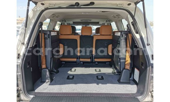 Ra Imported Toyota Land Cruiser funfun Ọkọ̀ in Import - Dubai ni Ashanti Ra Imported Toyota Land Cruiser funfun Ọkọ̀ in Import - Dubai ni Ashanti