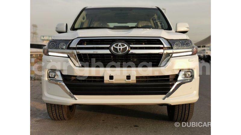 Big with watermark toyota land cruiser ashanti import dubai 26165